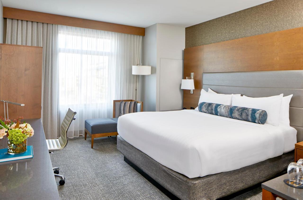 The Hotel Landing Wayzata Bagian luar foto